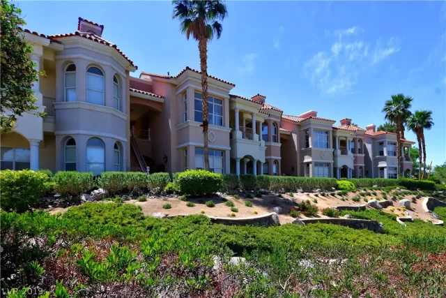 MLS: 2094190 Condo For Sale