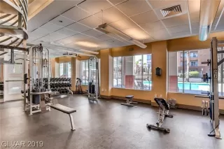 Photo #5: 2094223 Listing 