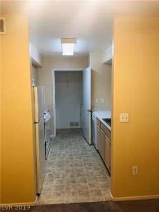 Photo #2: 2094225 Listing