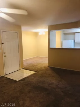 Photo #6: 2094225 Listing