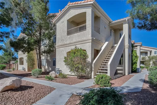 MLS: 2094226 Condo For Sale