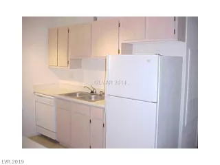 Photo #3: 2094227 Listing