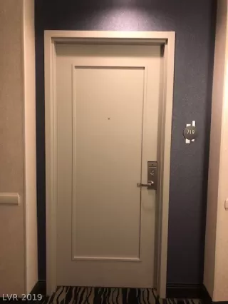 Photo #4: 2094237 Listing