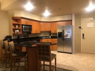 Photo #6: 2094237 Listing