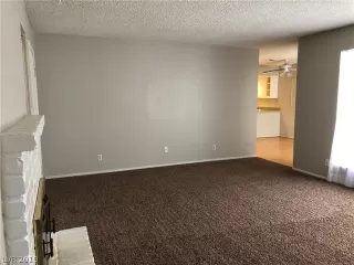 Photo #3: 2094279 Listing 