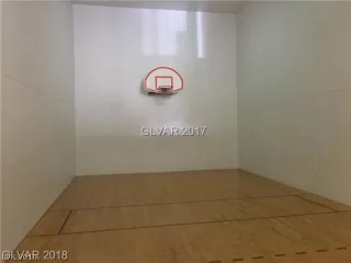 Photo #2: 2094281 Listing 