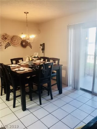 Photo #4: 2094393 Listing