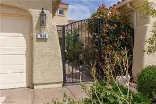 Photo #1: 2094493 Listing