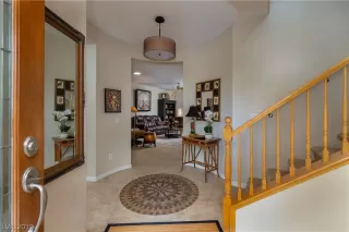 Photo #4: 2094493 Listing