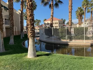 Photo #3: 2094542 Listing