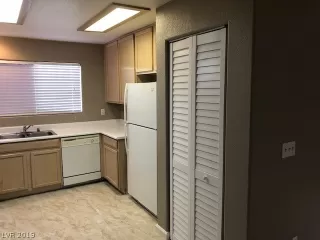 Photo #1: 2094574 Listing