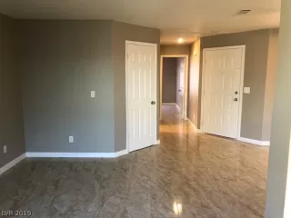 Photo #6: 2094574 Listing