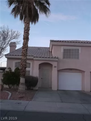 Photo #1: 2094576 Listing 