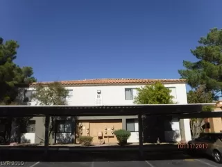 Photo #4: 2094605 Listing 