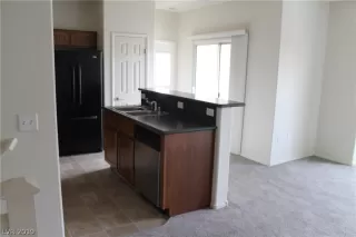 Photo #2: 2094630 Listing 