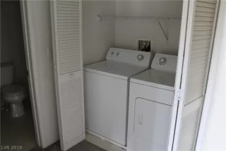 Photo #3: 2094630 Listing 