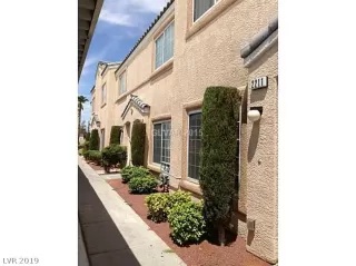 Photo #1: 2094647 Listing