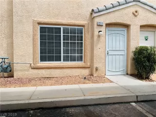 Photo #2: 2094647 Listing