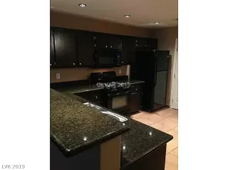 Photo #5: 2094647 Listing