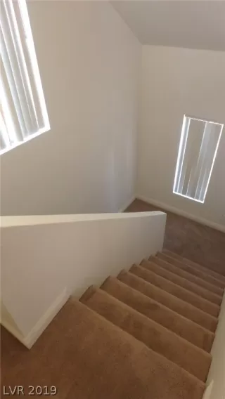 Photo #1: 2094662 Listing 