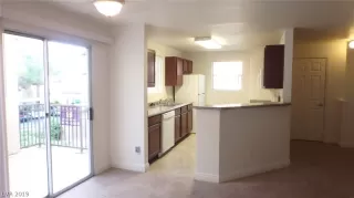 Photo #4: 2094662 Listing 