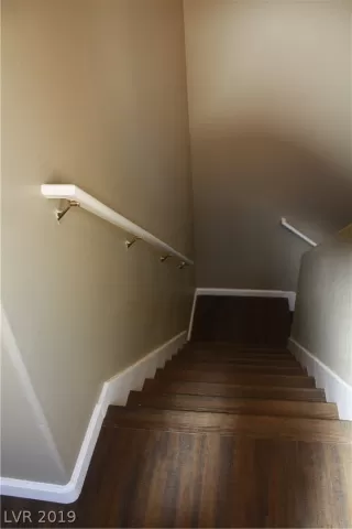 Photo #4: 2094676 Listing 