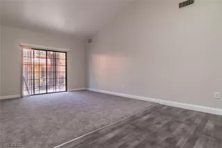 Photo #3: 2094677 Listing