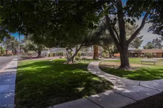 Photo #4: 2094714 Listing