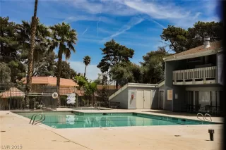 Photo #5: 2094714 Listing