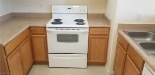 Photo #3: 2094761 Listing