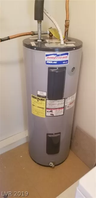 Photo #6: 2094761 Listing