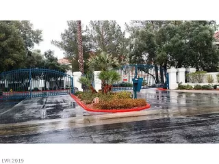 Photo #1: 2094785 Listing 