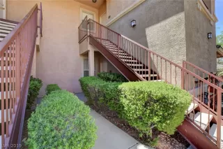 Photo #3: 2094835 Listing