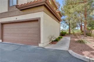 Photo #2: 2094837 Listing 