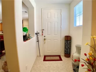 Photo #3: 2094847 Listing