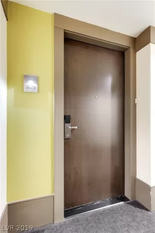 Photo #3: 2094866 Listing