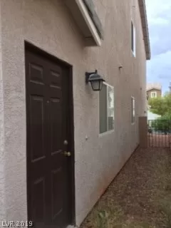 Photo #1: 2094868 Listing 