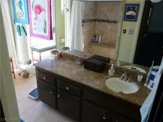 Photo #4: 2094886 Listing 