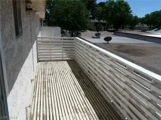 Photo #6: 2094886 Listing 