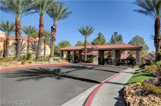 Photo #1: 2094904 Listing 