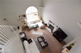 Photo #1: 2094937 Listing 