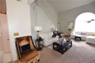 Photo #3: 2094937 Listing 