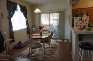 Photo #4: 2094946 Listing