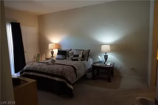 Photo #5: 2094946 Listing