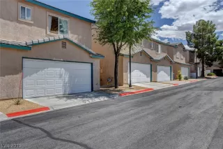 Photo #2: 2094947 Listing 