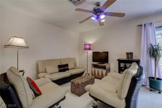 Photo #5: 2094947 Listing 