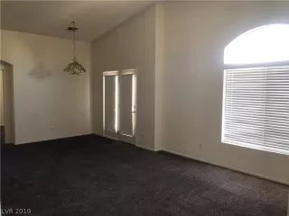 Photo #2: 2094980 Listing 