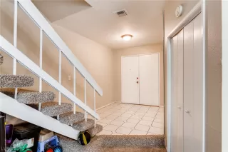 Photo #1: 2095018 Listing