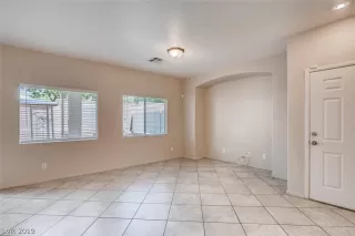 Photo #2: 2095043 Listing