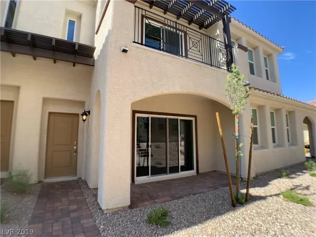 MLS: 2095077 Condo For Sale